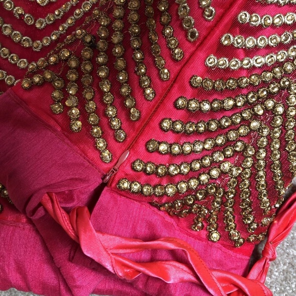 Pink and Gold Indian Wedding Lengha Size 2-4 - Picture 7 of 11